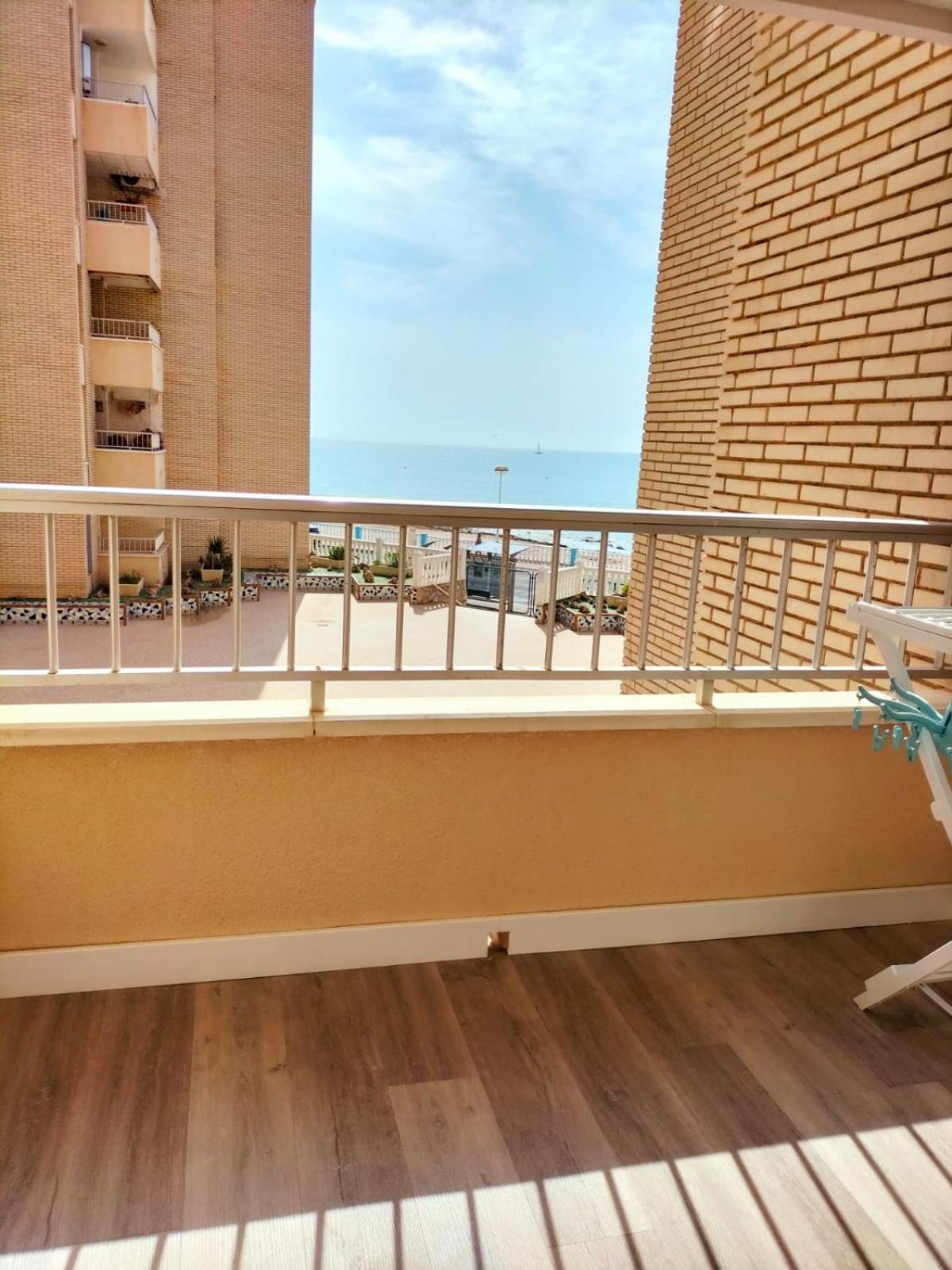Jara Mar Apartment Torrevieja Bagian luar foto